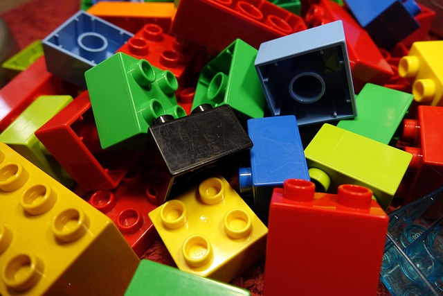Kids Lego Brick Explorers