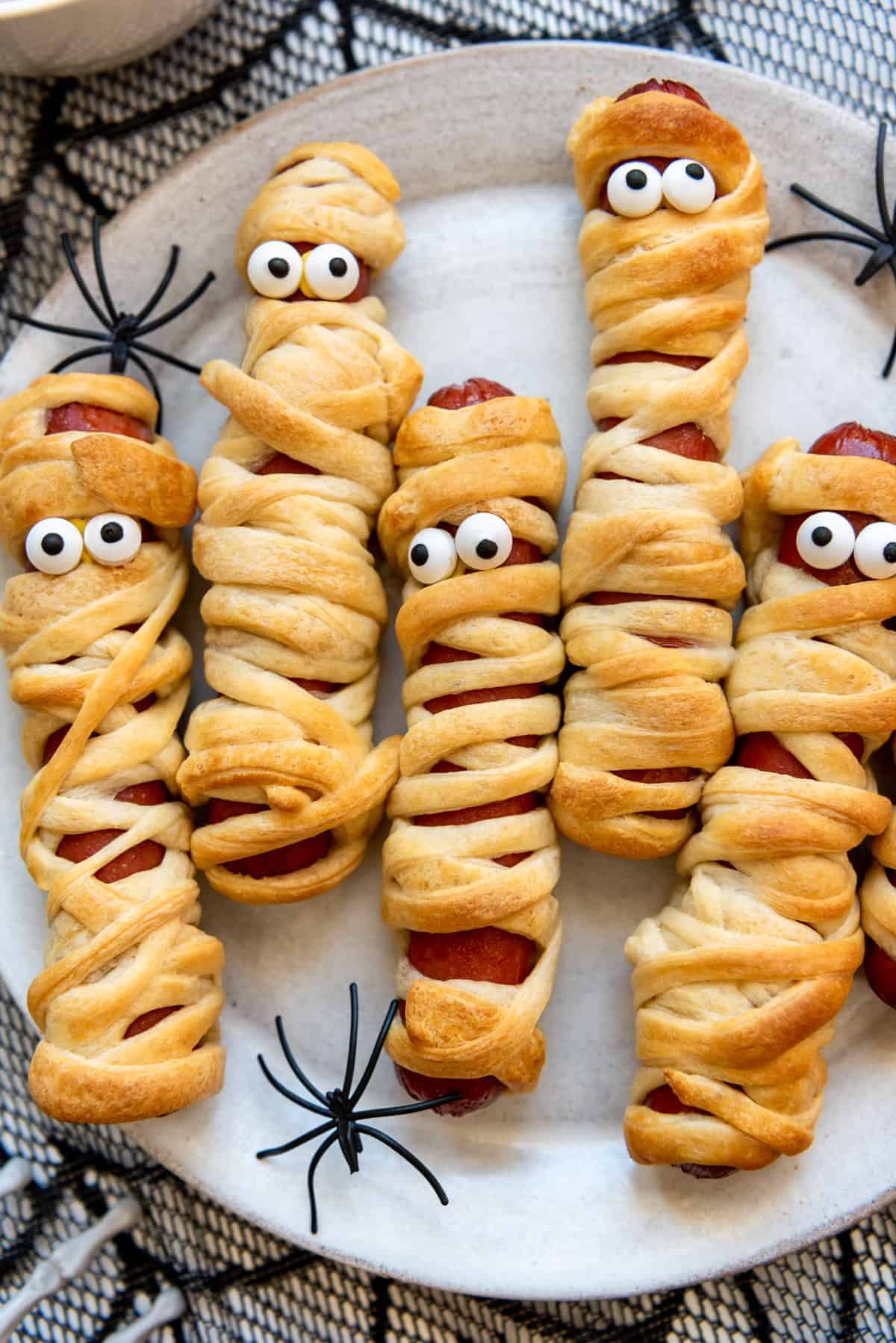 Let’s Make: Mummy Dogs
