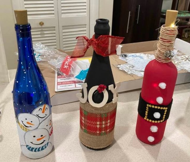 Holiday Bottle Decorating Set of 2