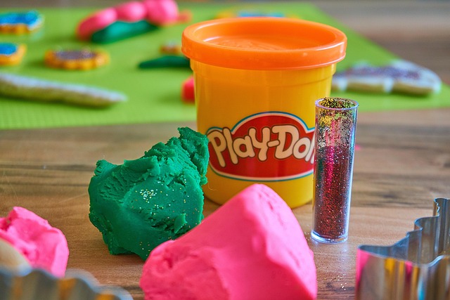 Play-Doh Playdate (ages 3-5)