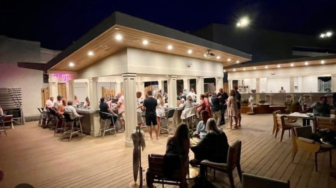 Drinks at Trendy Rooftop Bar