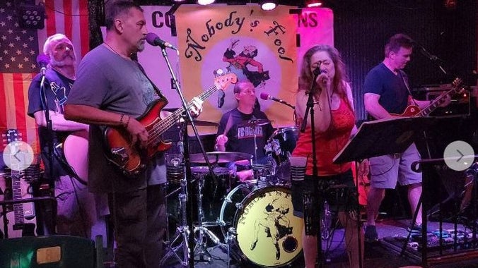 NOBODY'S FOOL / WAYNE ALE HOUSE/ Wayne
