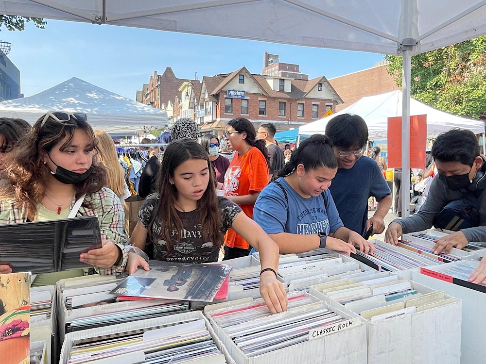 VINYL RECORD SALE! The Jersey City Record Riot! An outdoor vinyl flea mkt!