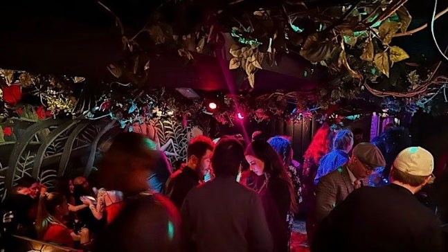 Intelligent Singles Mixer at Private Speakeasy Club in Jersey City!