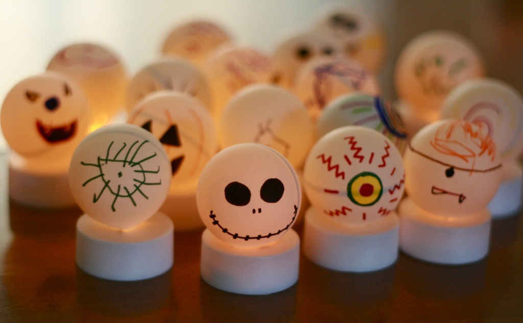 Halloween Ping Pong Tea Light Drop In