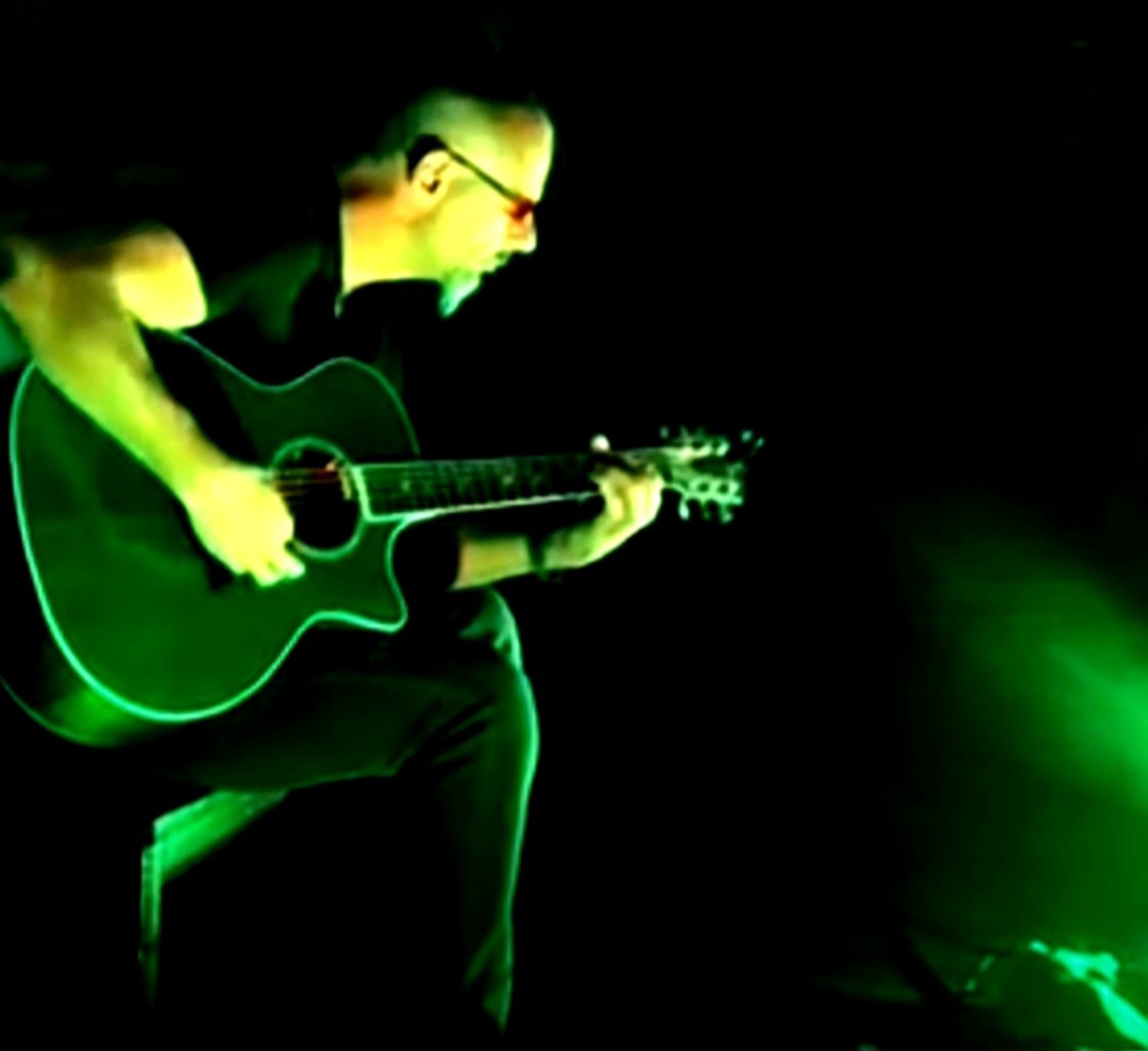 Concert: Guitarist Tony Aglione