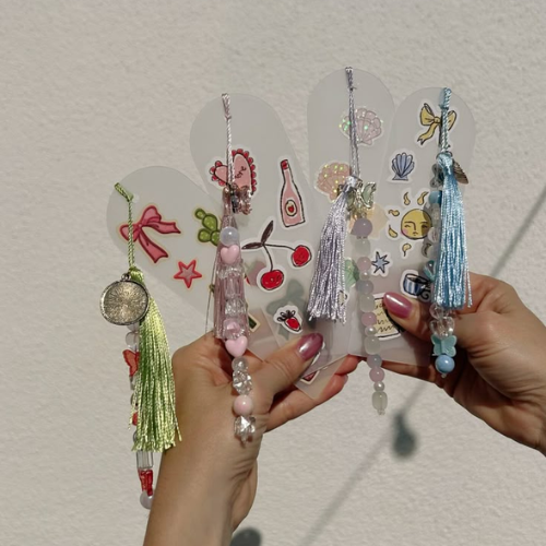 Teen Let's Make: Charm & Sticker Bookmarks