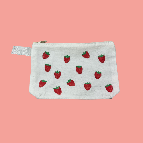 Teen Let's Make: Painted Zipper Pouch